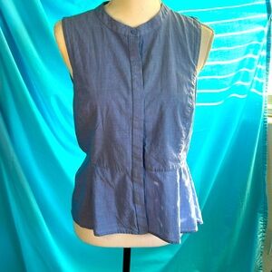 Buy2items get1free 3/$20items for$40.BCBG blue cotton sleeveless button front to